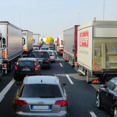 Sommerferien! 5 Tipps für eine entspannte Reise mit dem Auto. Sommerferien! 5 Tipps für eine entspannte Reise mit dem Auto.